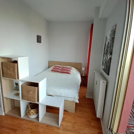 Appartement Avec Parking Et Balcon Vue Cathedrale Chartres Buitenkant foto