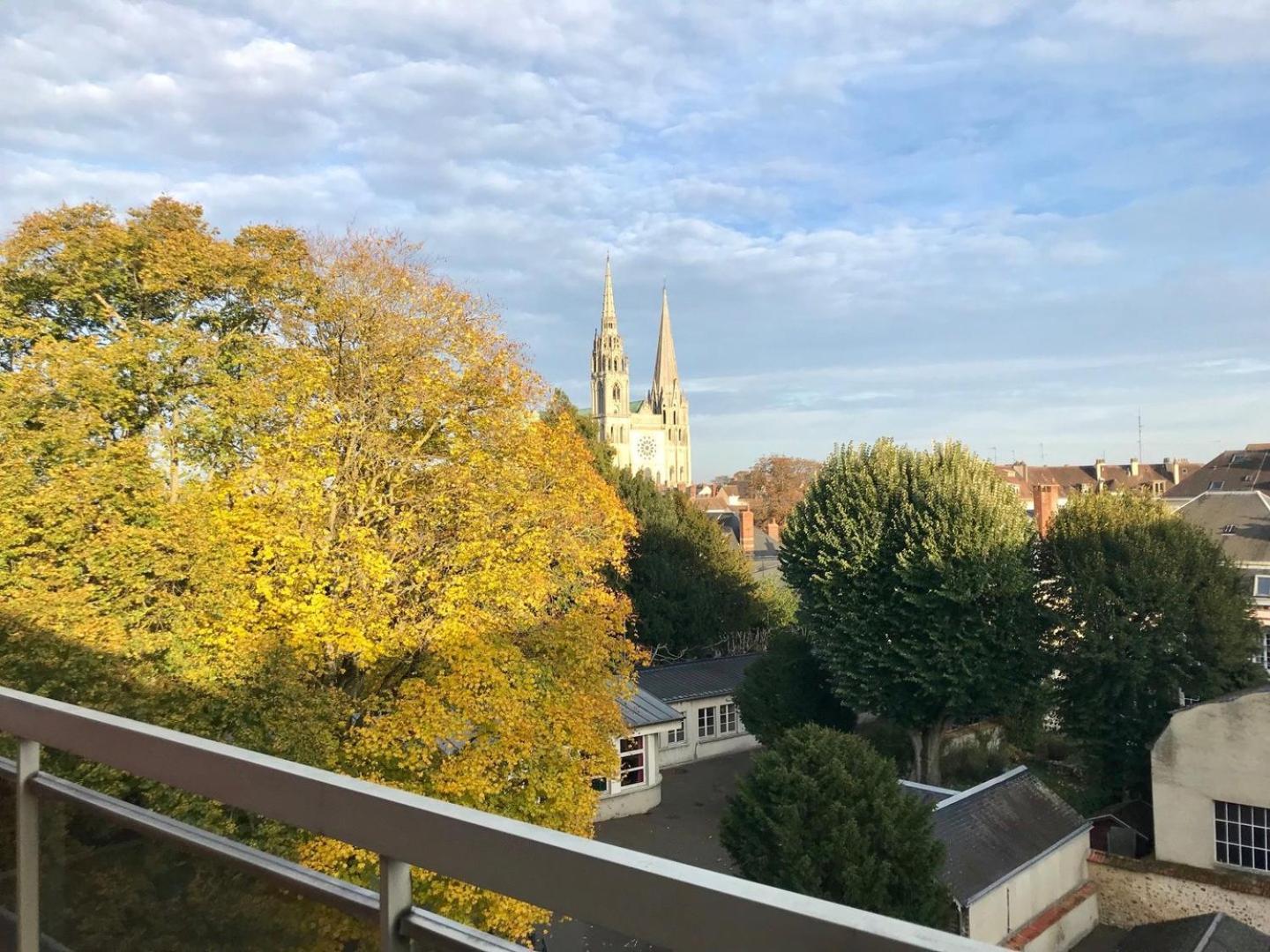 Avec Parking Et Balcon Vue Cathedrale Apartment *